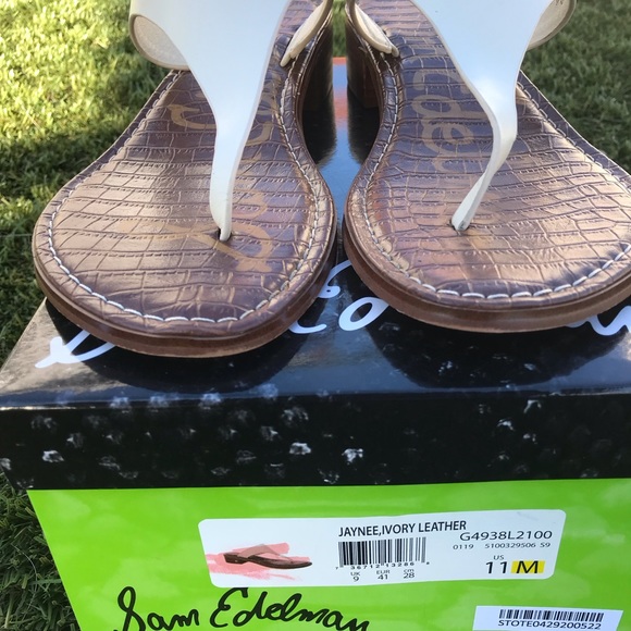 Sam Edelman Jaynee T-Strap Heel Sandals - Picture 5 of 16